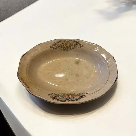 F.C. Co. Other - Vintage Martha Washington Oval China Bowl.